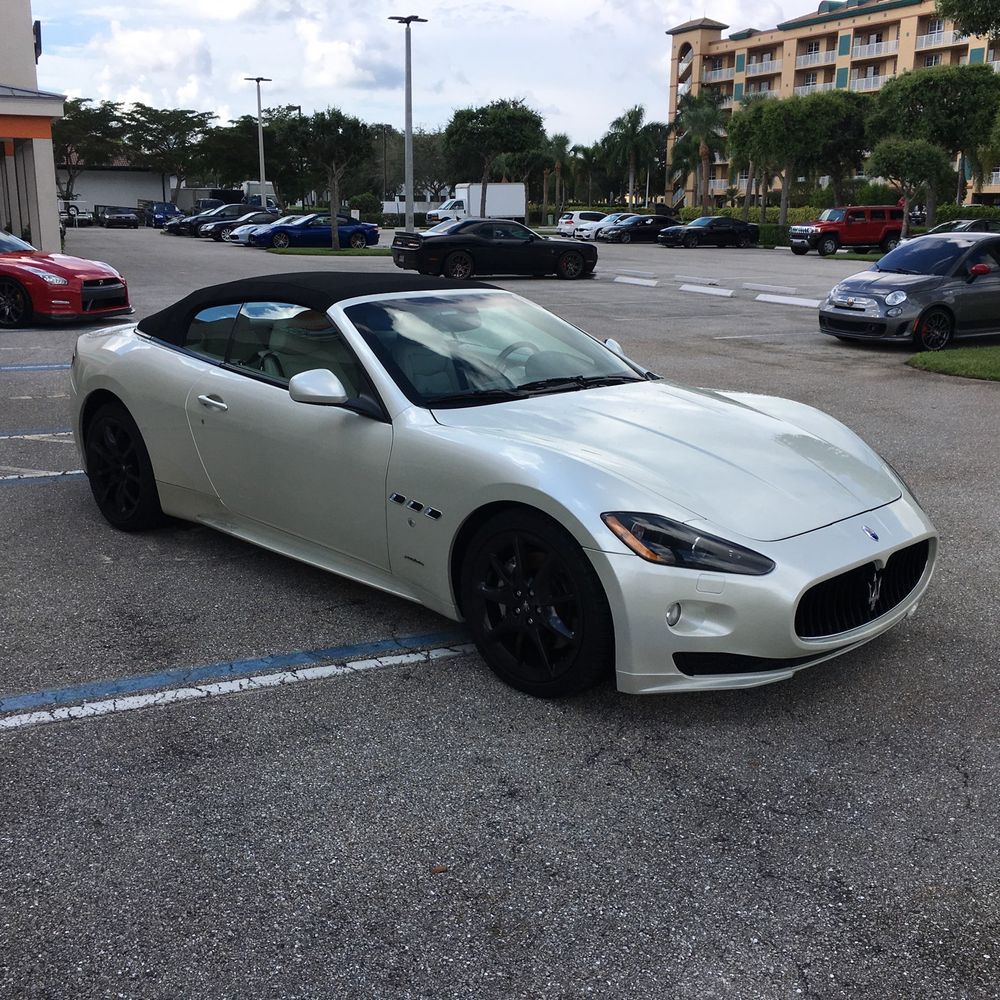 2012 Maserati GranTurismo Base