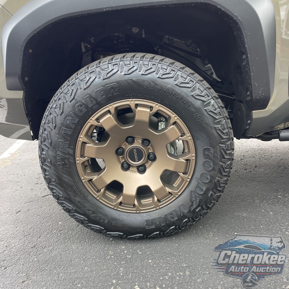 2025 Toyota Tacoma Trailhunter HV
