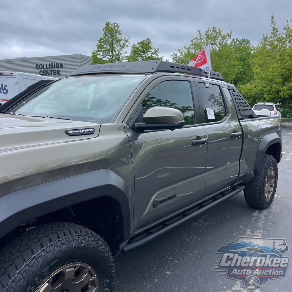 2025 Toyota Tacoma Trailhunter HV