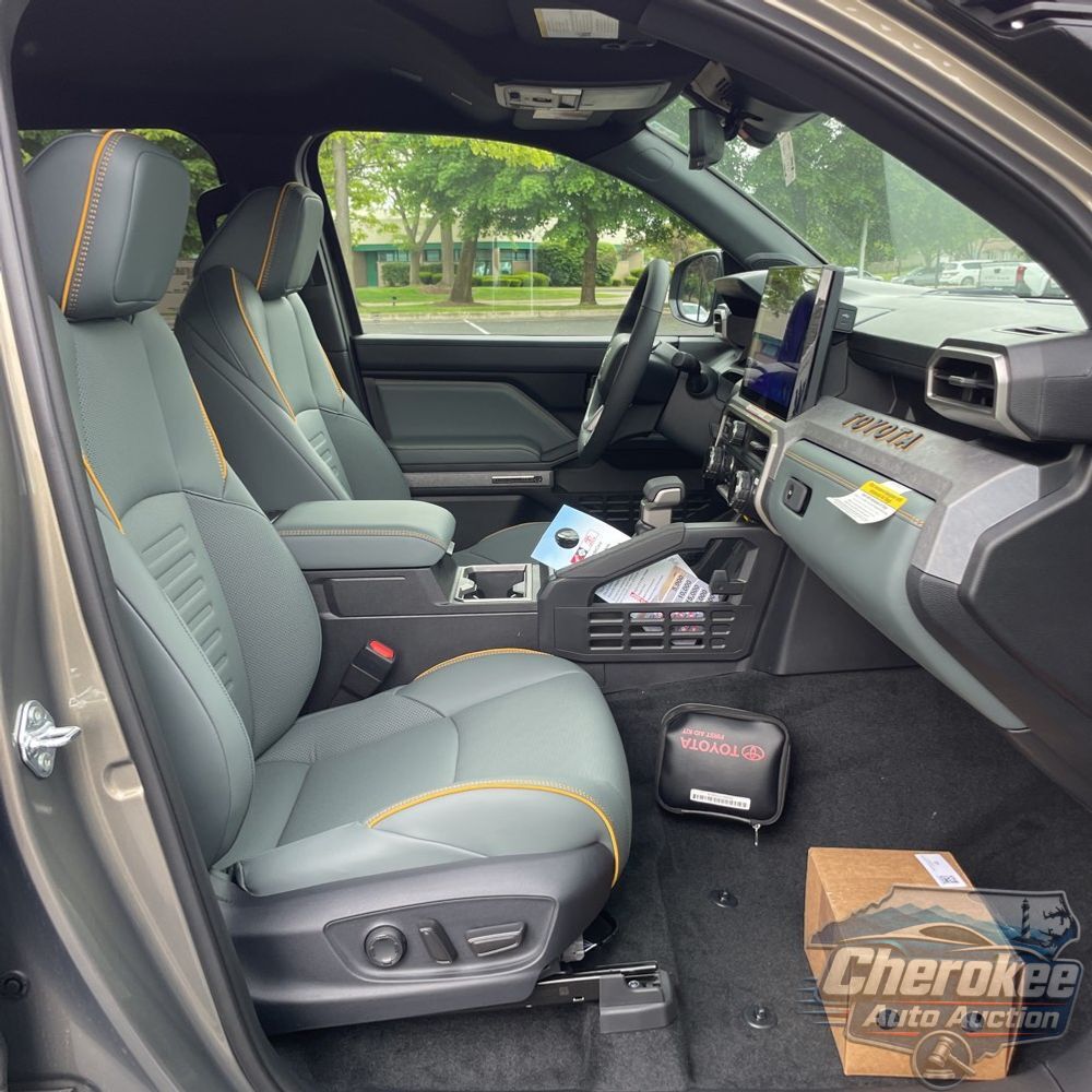 2025 Toyota Tacoma Trailhunter HV