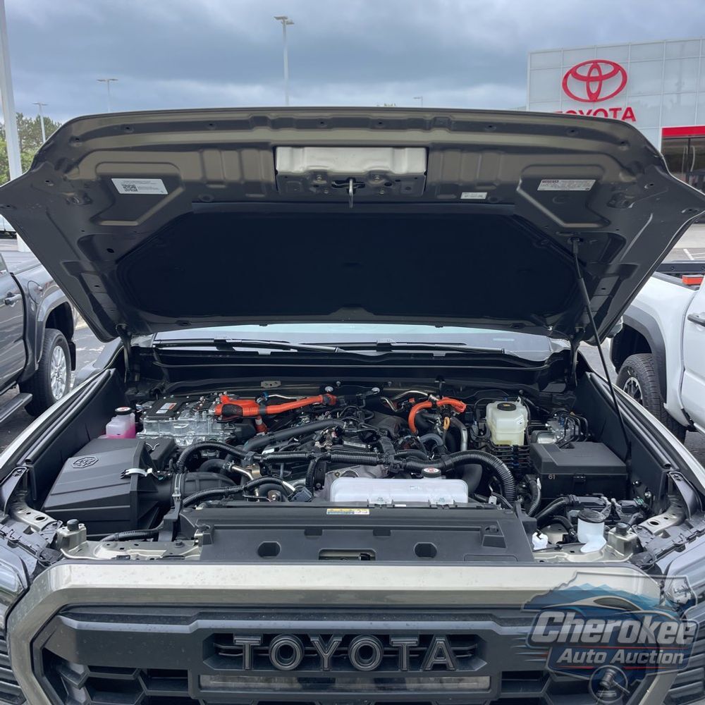 2025 Toyota Tacoma Trailhunter HV