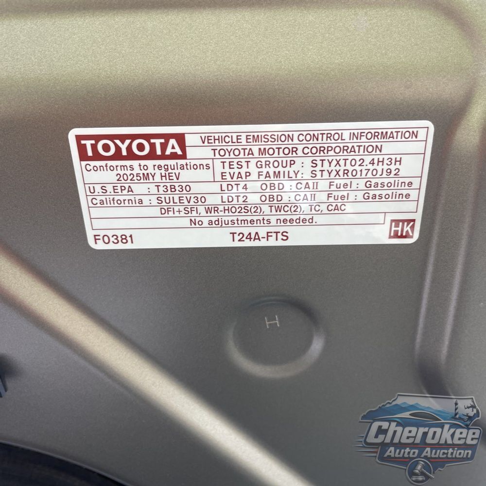 2025 Toyota Tacoma Trailhunter HV