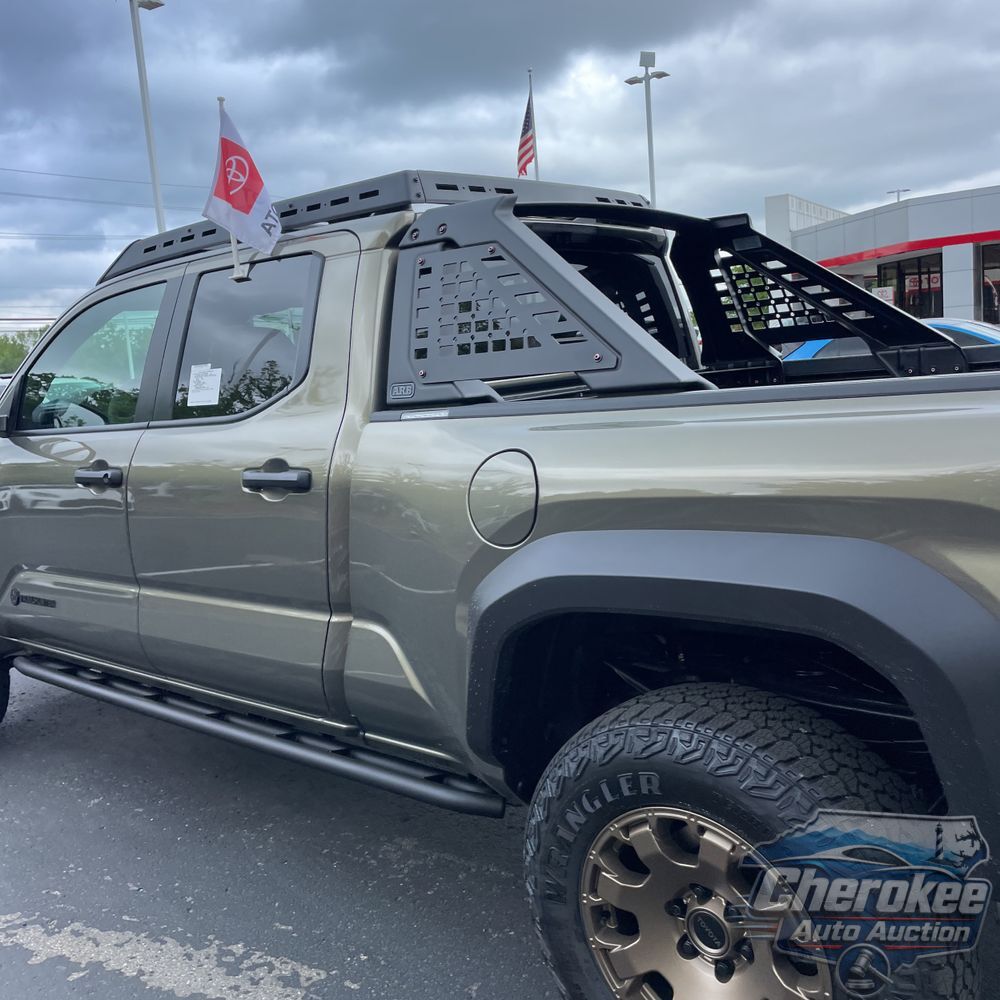 2025 Toyota Tacoma Trailhunter HV