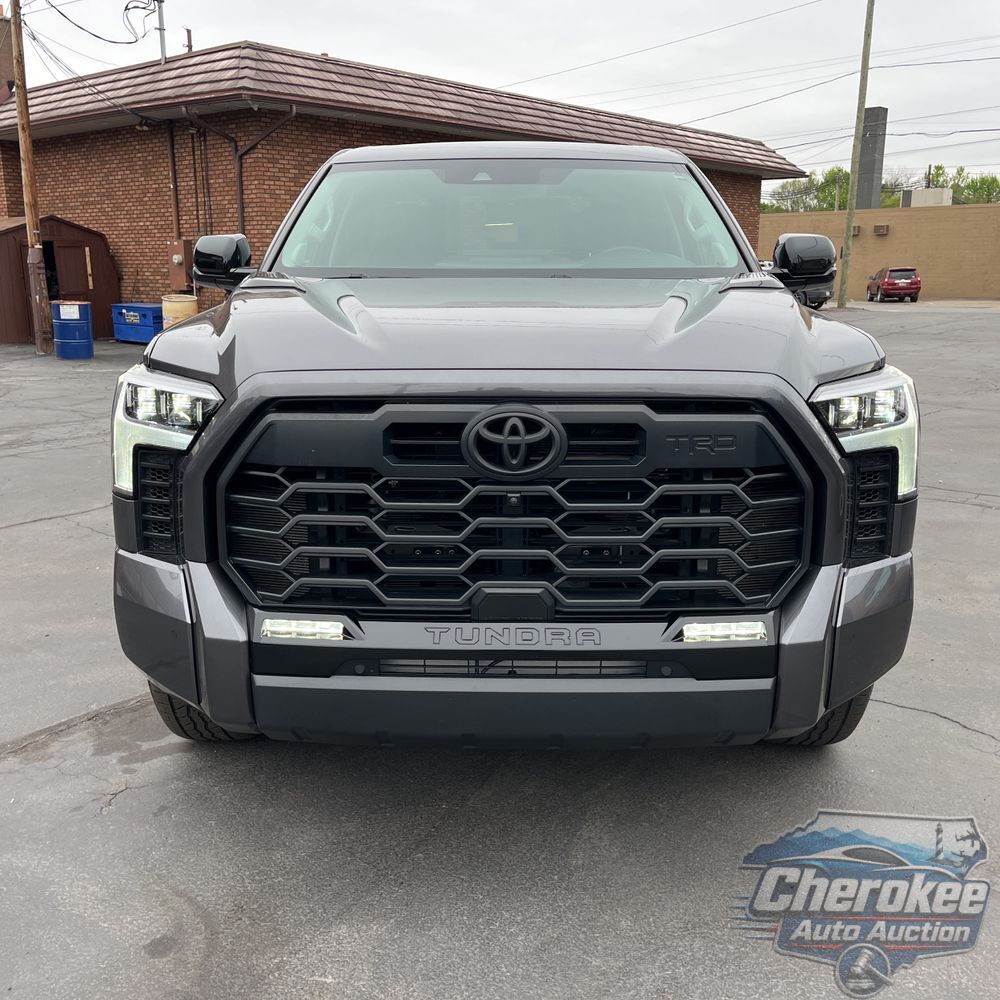 2024 Toyota Tundra Limited HV
