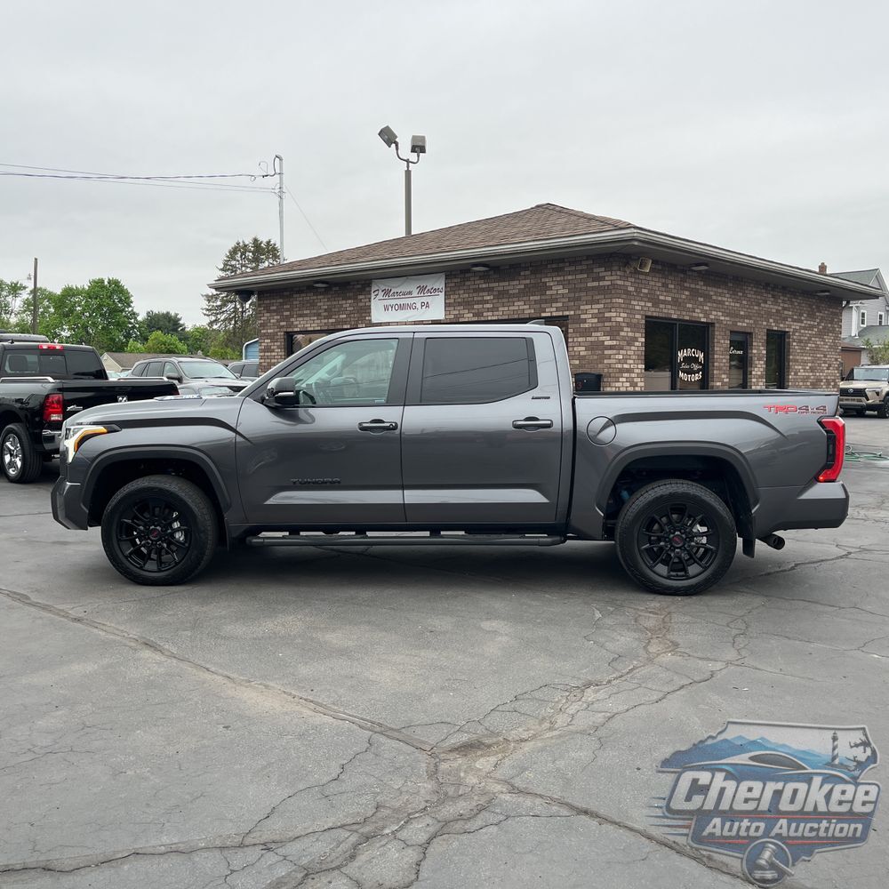 2024 Toyota Tundra Limited HV