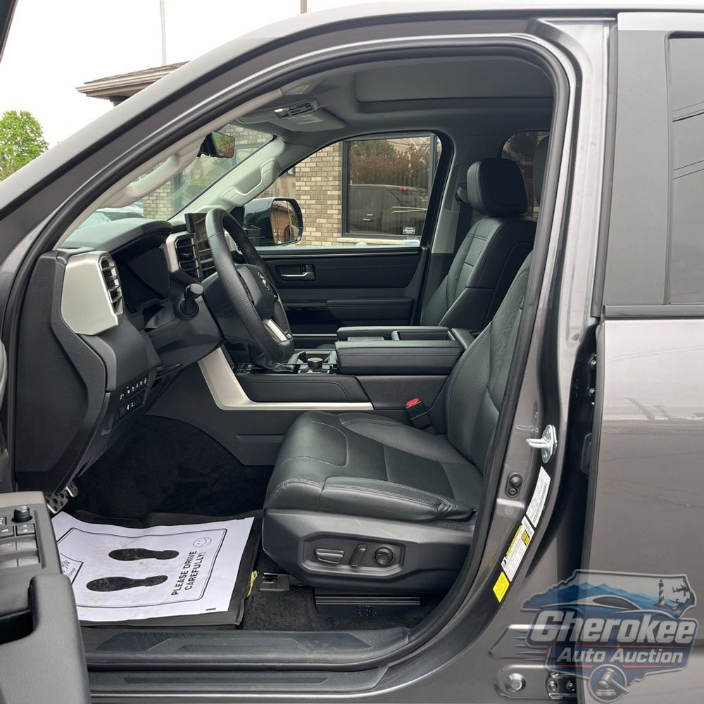2024 Toyota Tundra Limited HV
