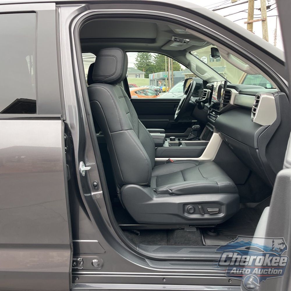 2024 Toyota Tundra Limited HV