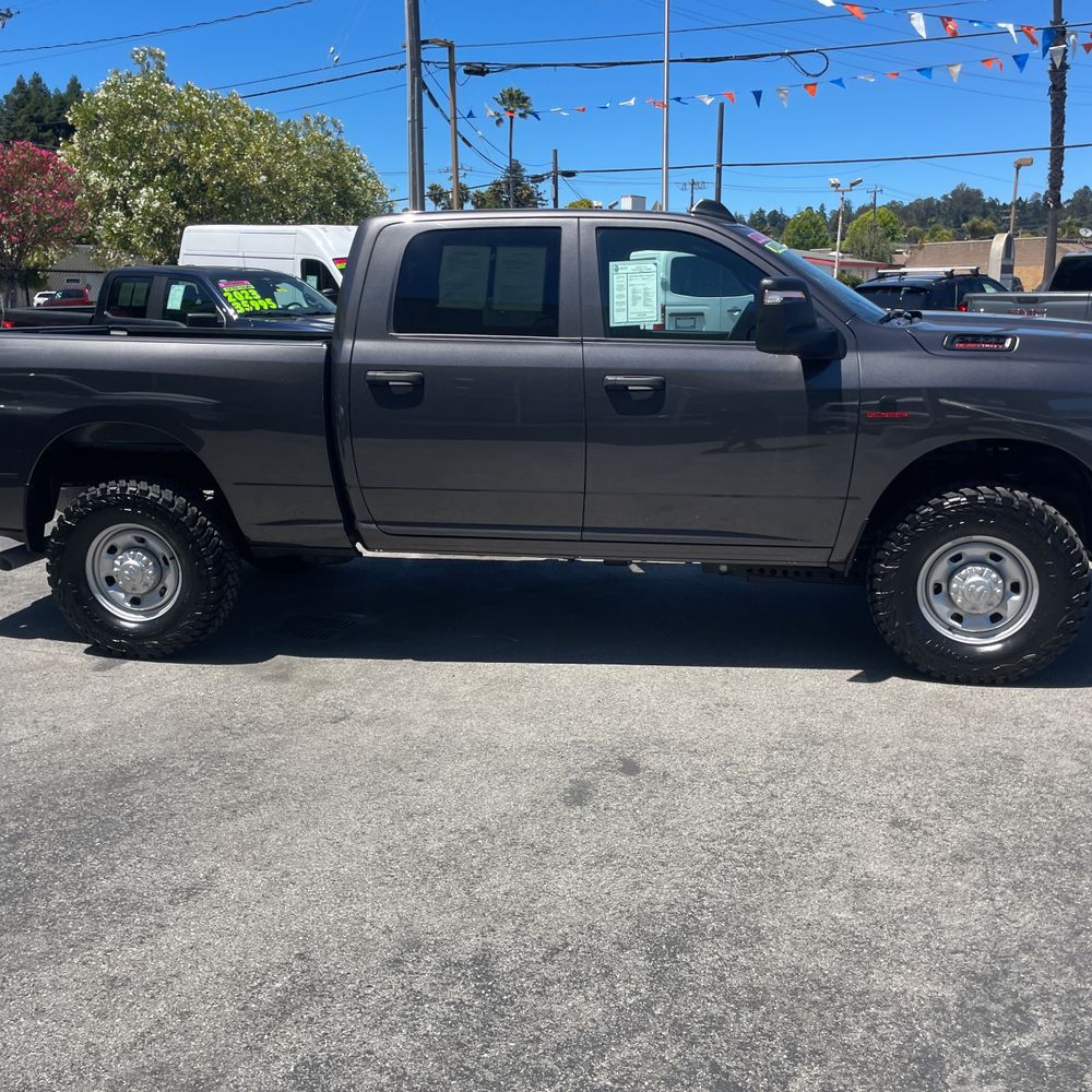 2024 Ram 2500 Tradesman