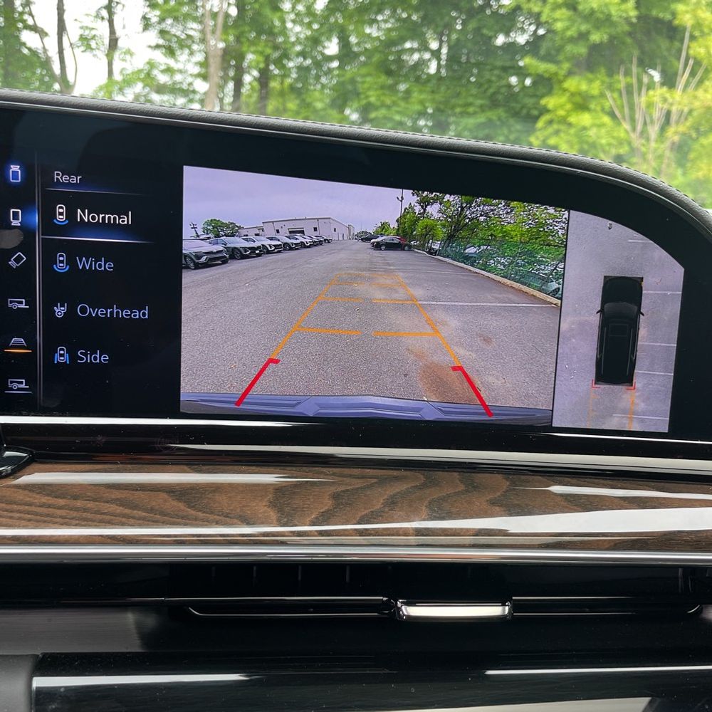 2024 Cadillac Escalade ESV Sport Platinum