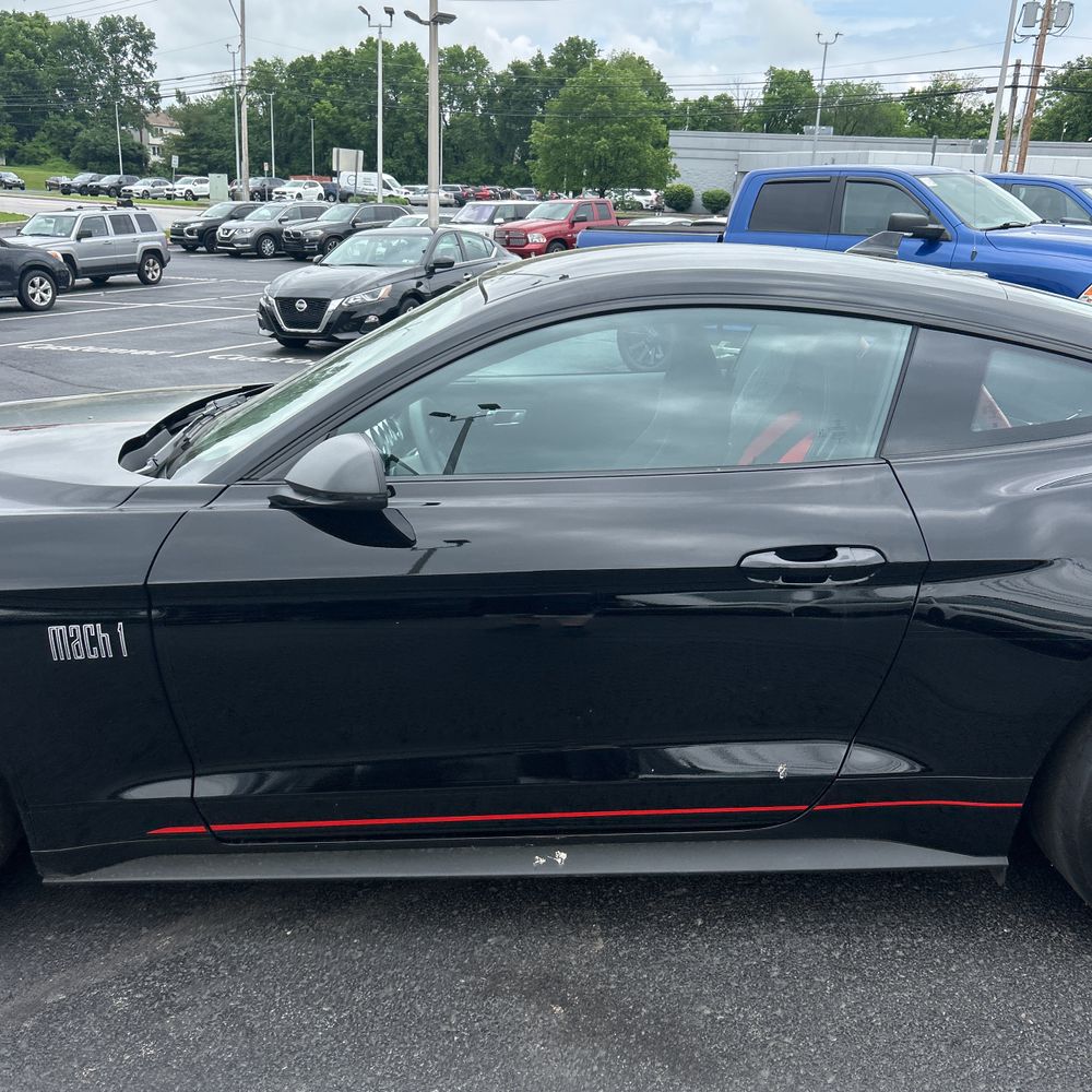 2022 Ford Mustang Mach 1