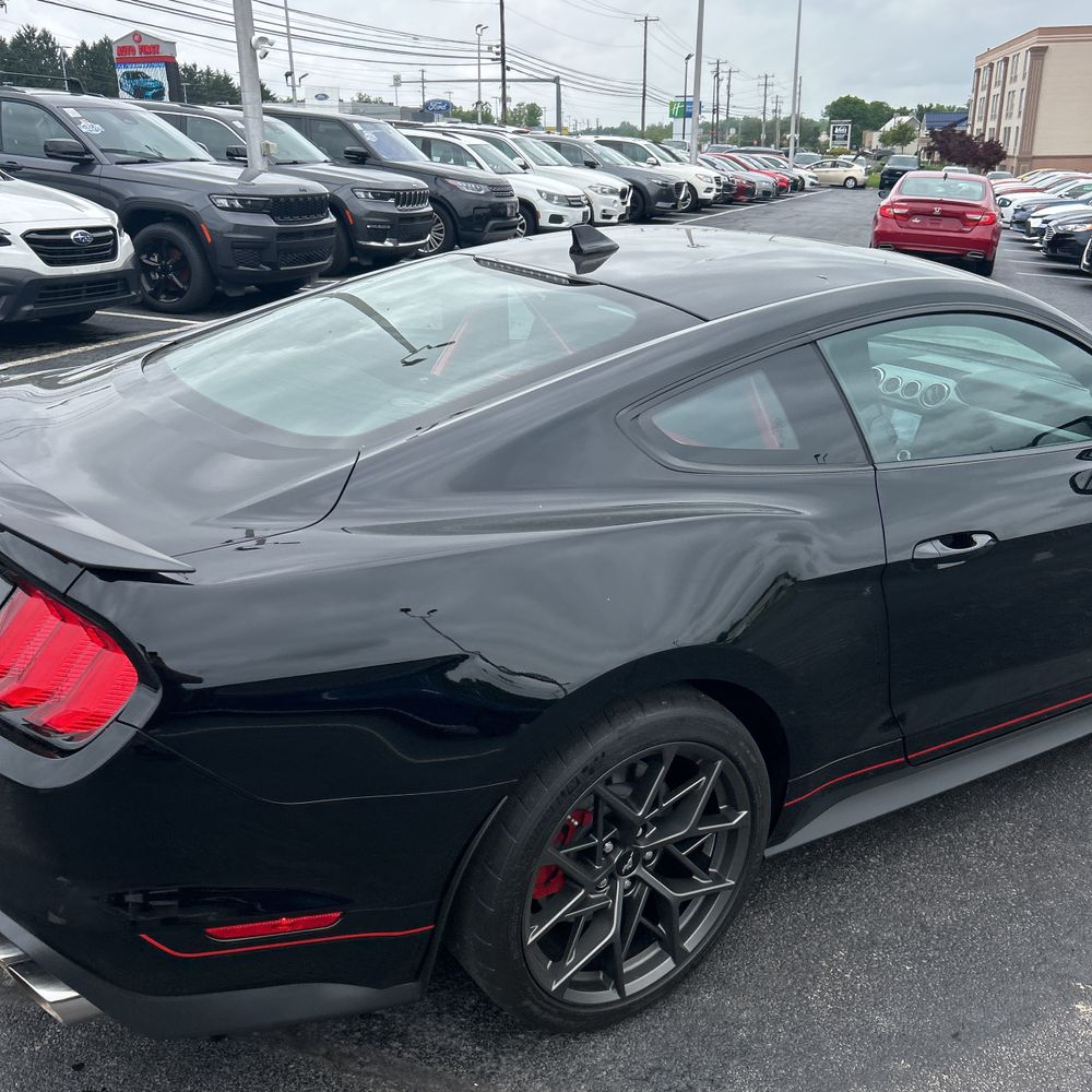 2022 Ford Mustang Mach 1