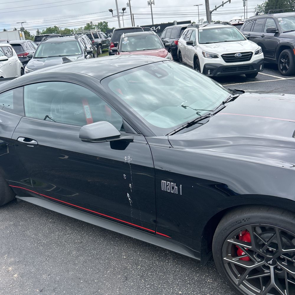 2022 Ford Mustang Mach 1