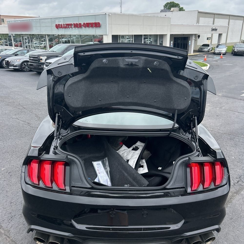 2022 Ford Mustang Mach 1