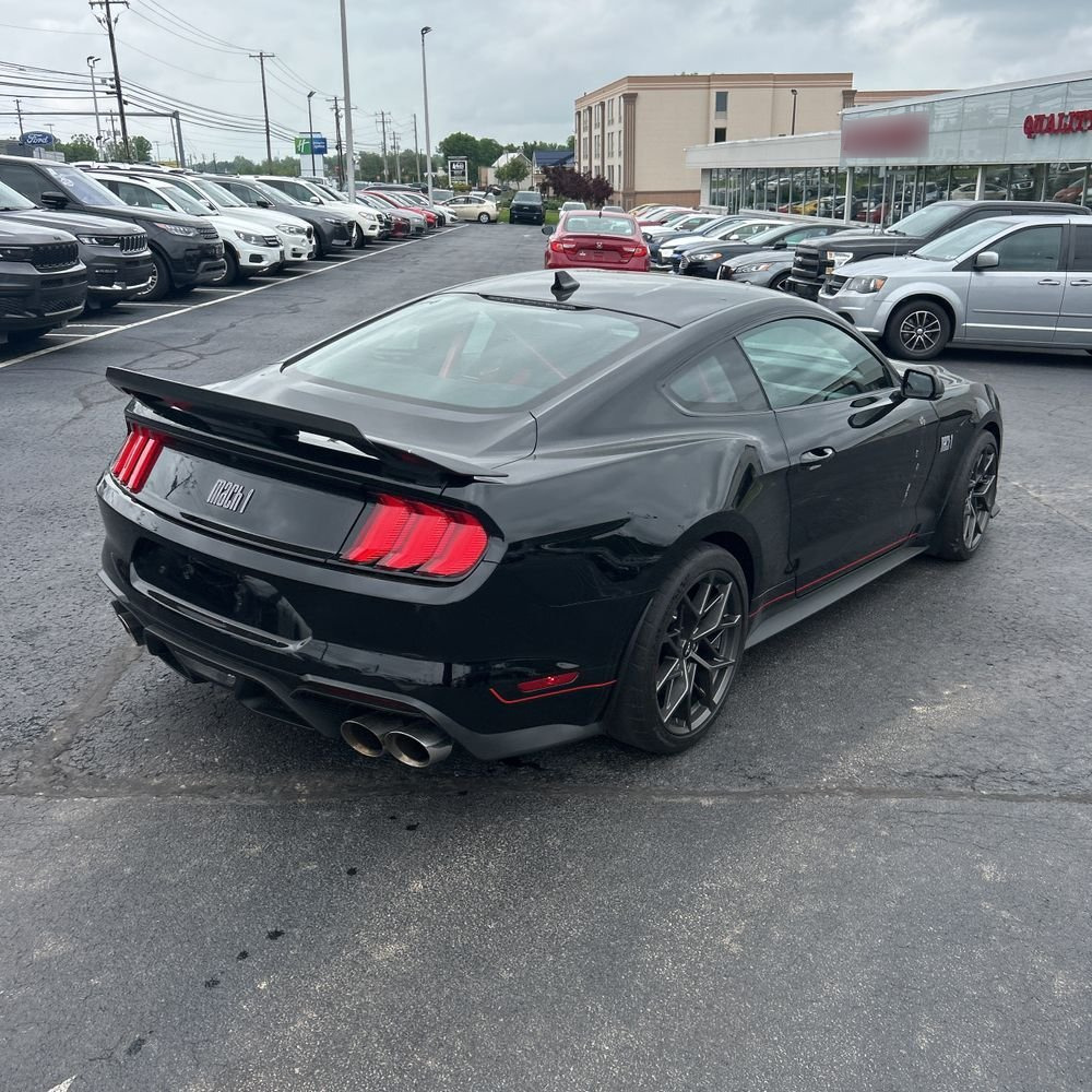 2022 Ford Mustang Mach 1