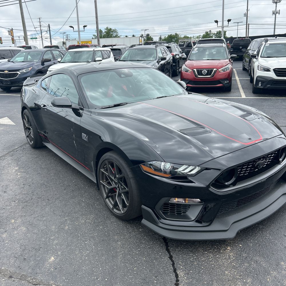 2022 Ford Mustang Mach 1