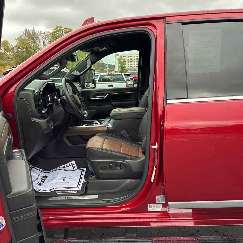 2024 Chevrolet Silverado 3500HD High Country