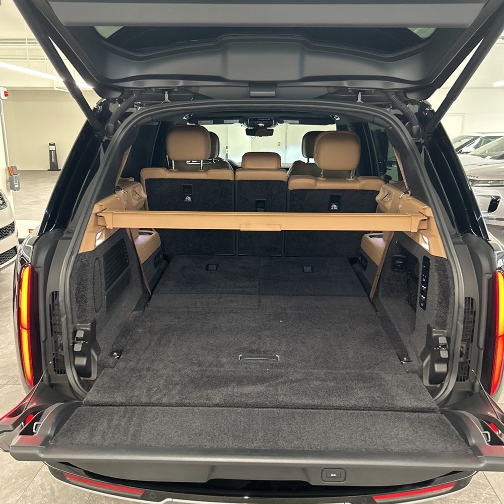 2023 Land Rover Range Rover P530 SE LWB