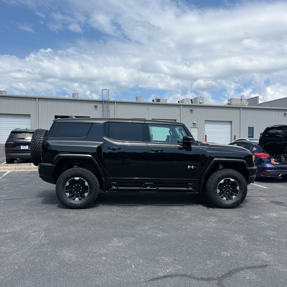 2024 GMC HUMMER EV 2X