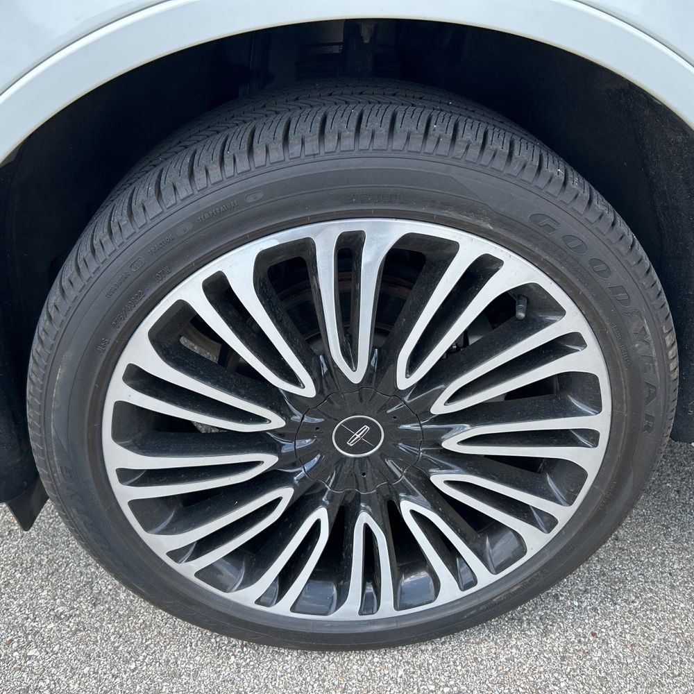 2022 Lincoln Aviator Black Label