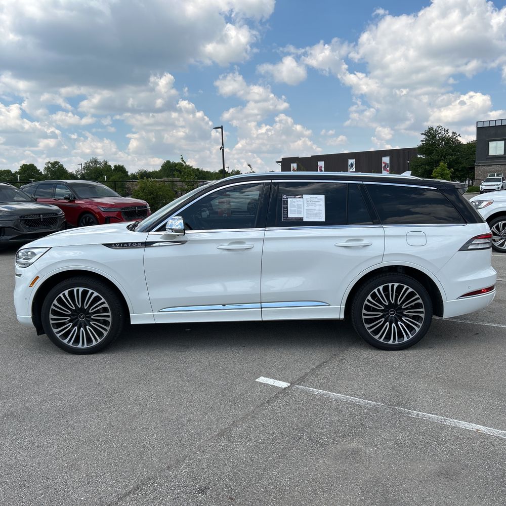 2022 Lincoln Aviator Black Label