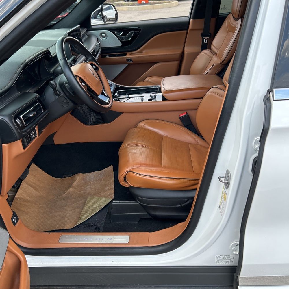 2022 Lincoln Aviator Black Label
