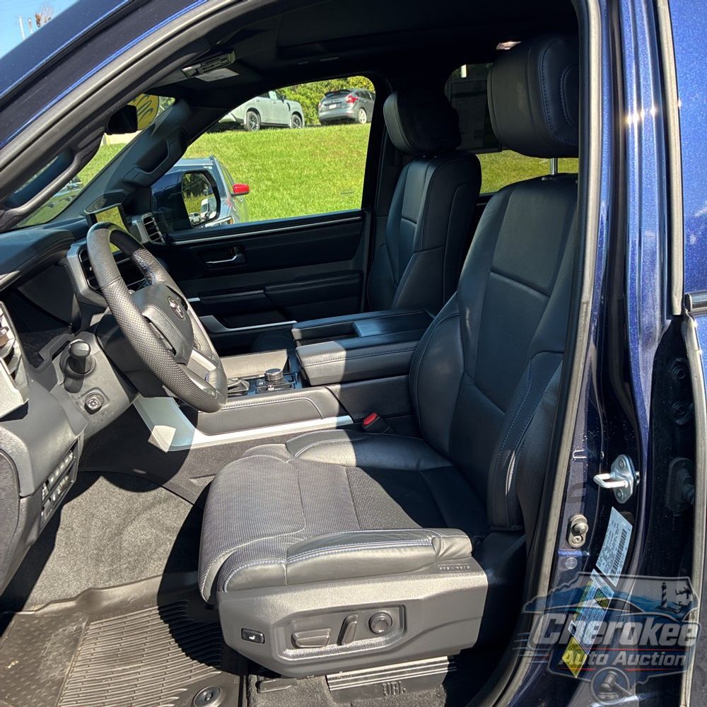 2024 Toyota Sequoia Platinum