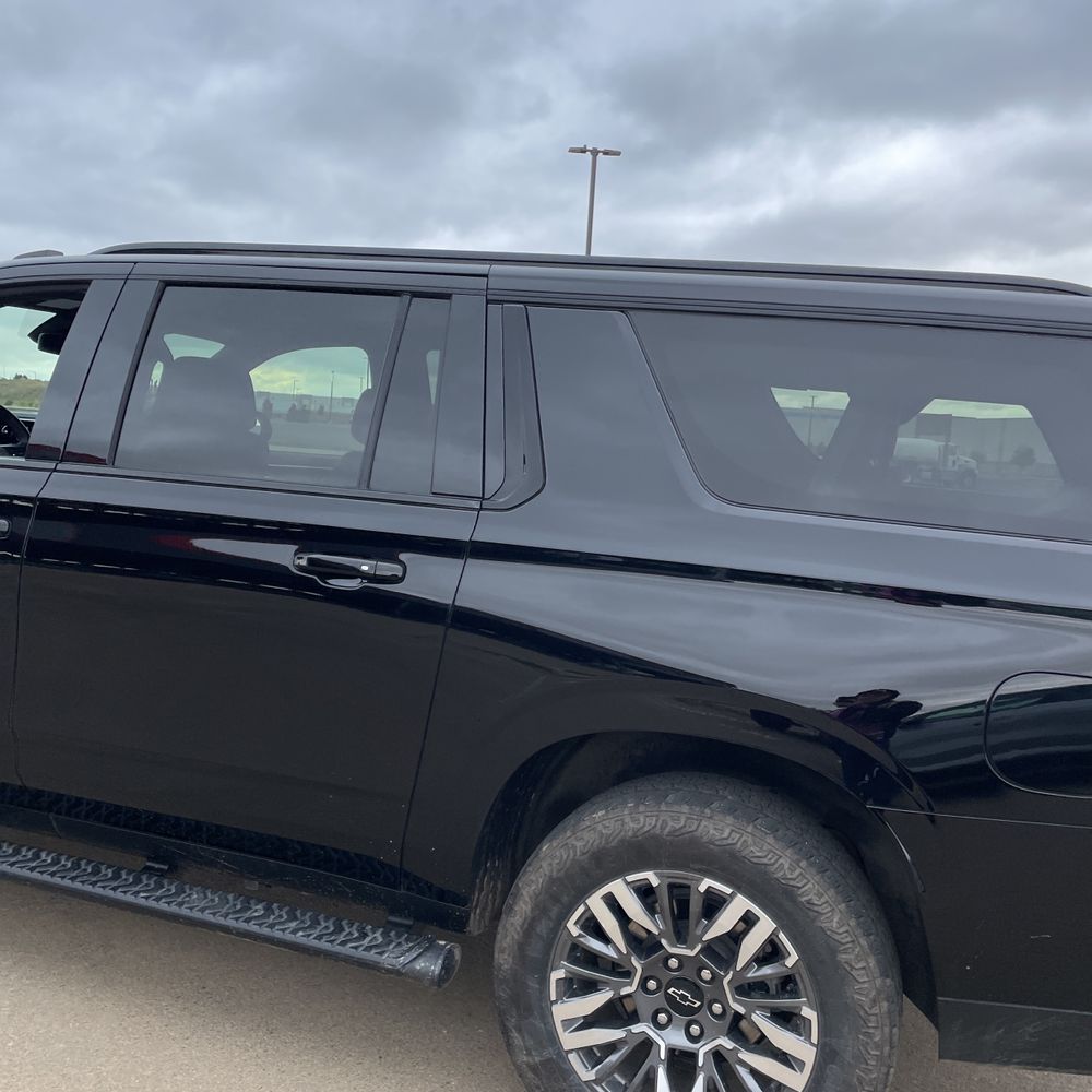 2025 Chevrolet Suburban Z71