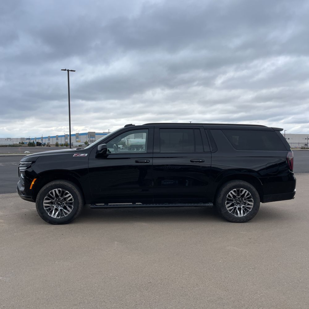 2025 Chevrolet Suburban Z71