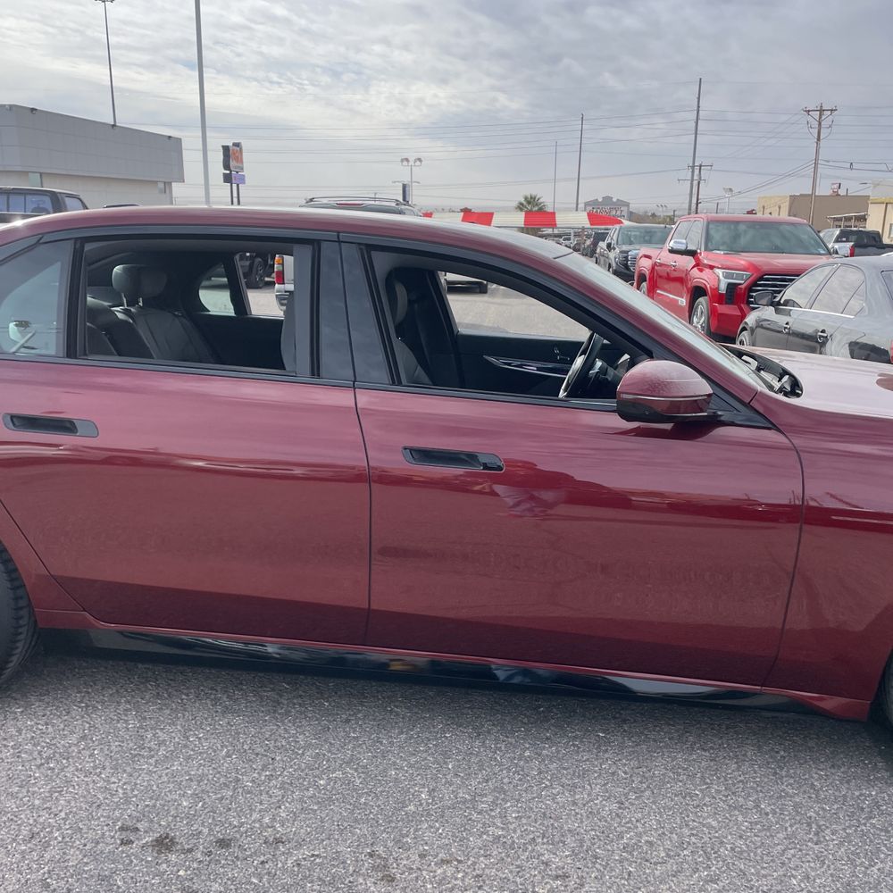 2023 BMW 7-Series 740i