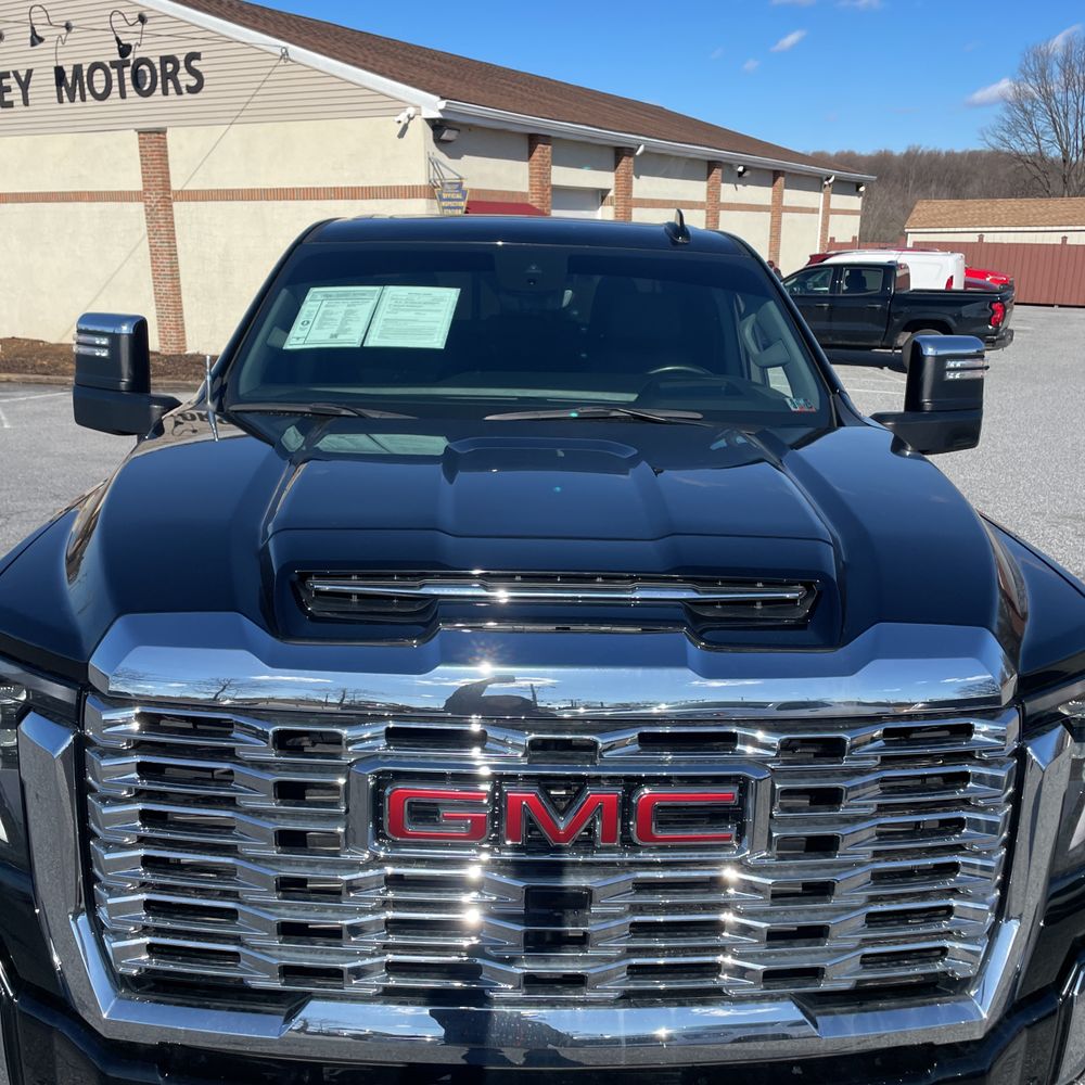 2024 GMC Sierra 2500HD Denali
