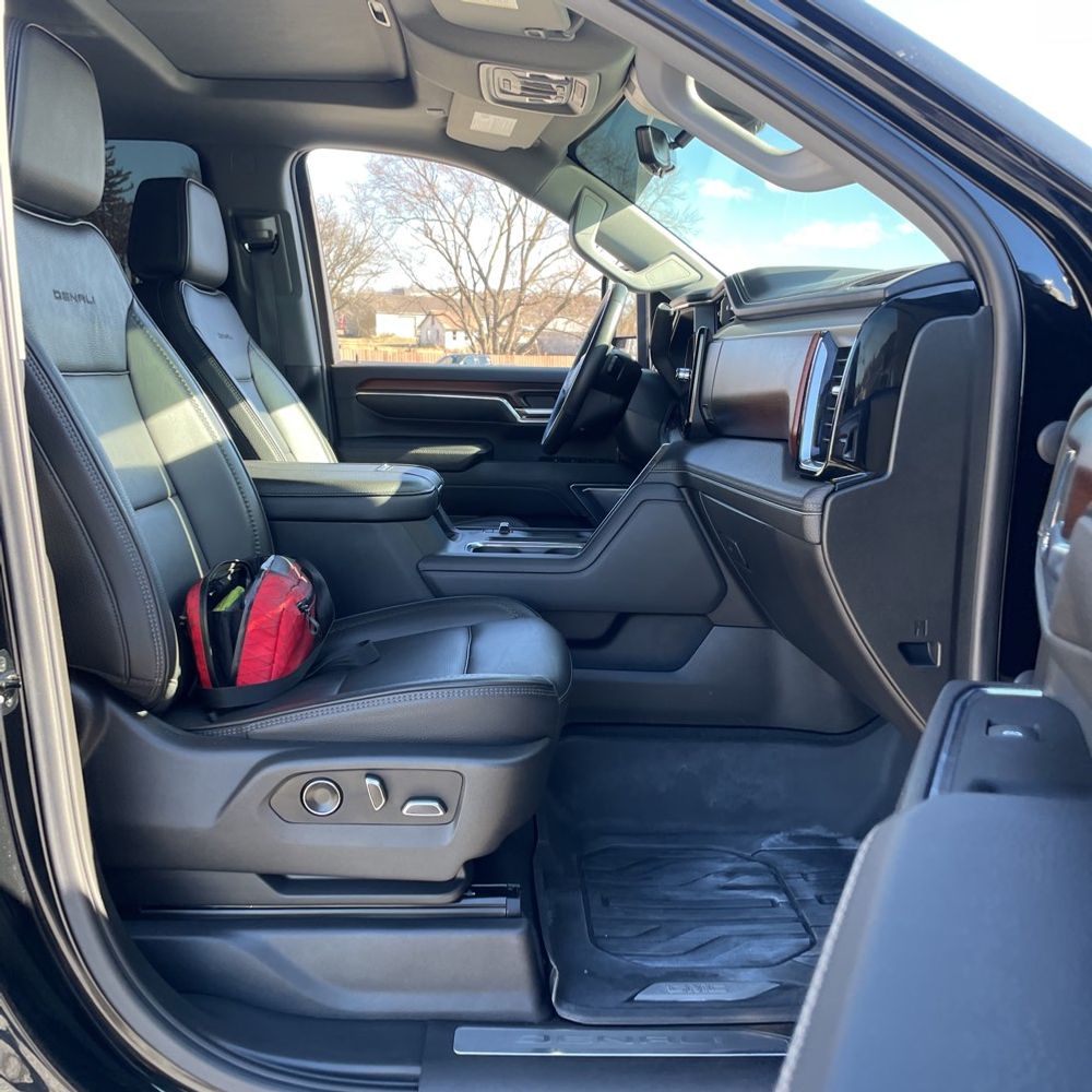 2024 GMC Sierra 2500HD Denali