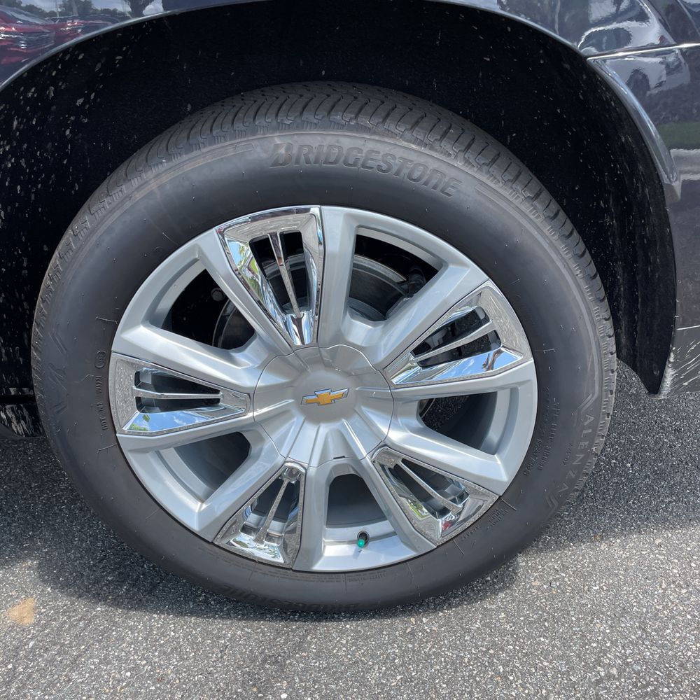 2024 Chevrolet Suburban High Country