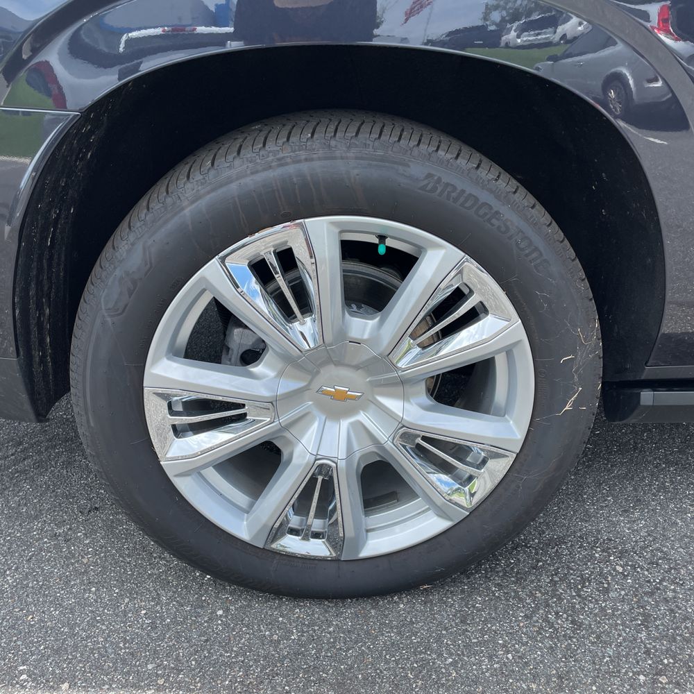 2024 Chevrolet Suburban High Country