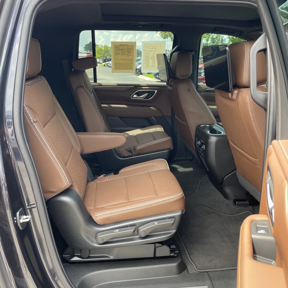 2024 Chevrolet Suburban High Country