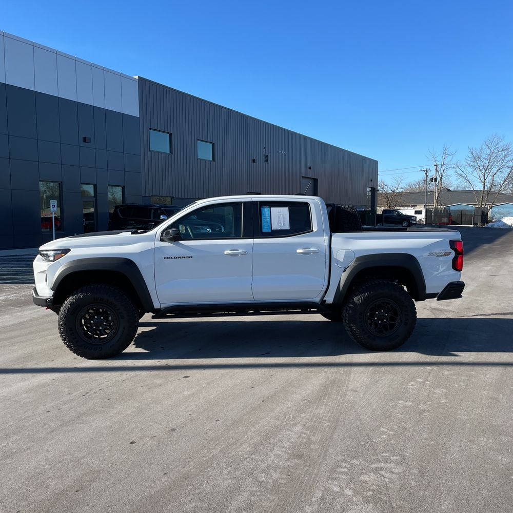 2024 Chevrolet Colorado ZR2