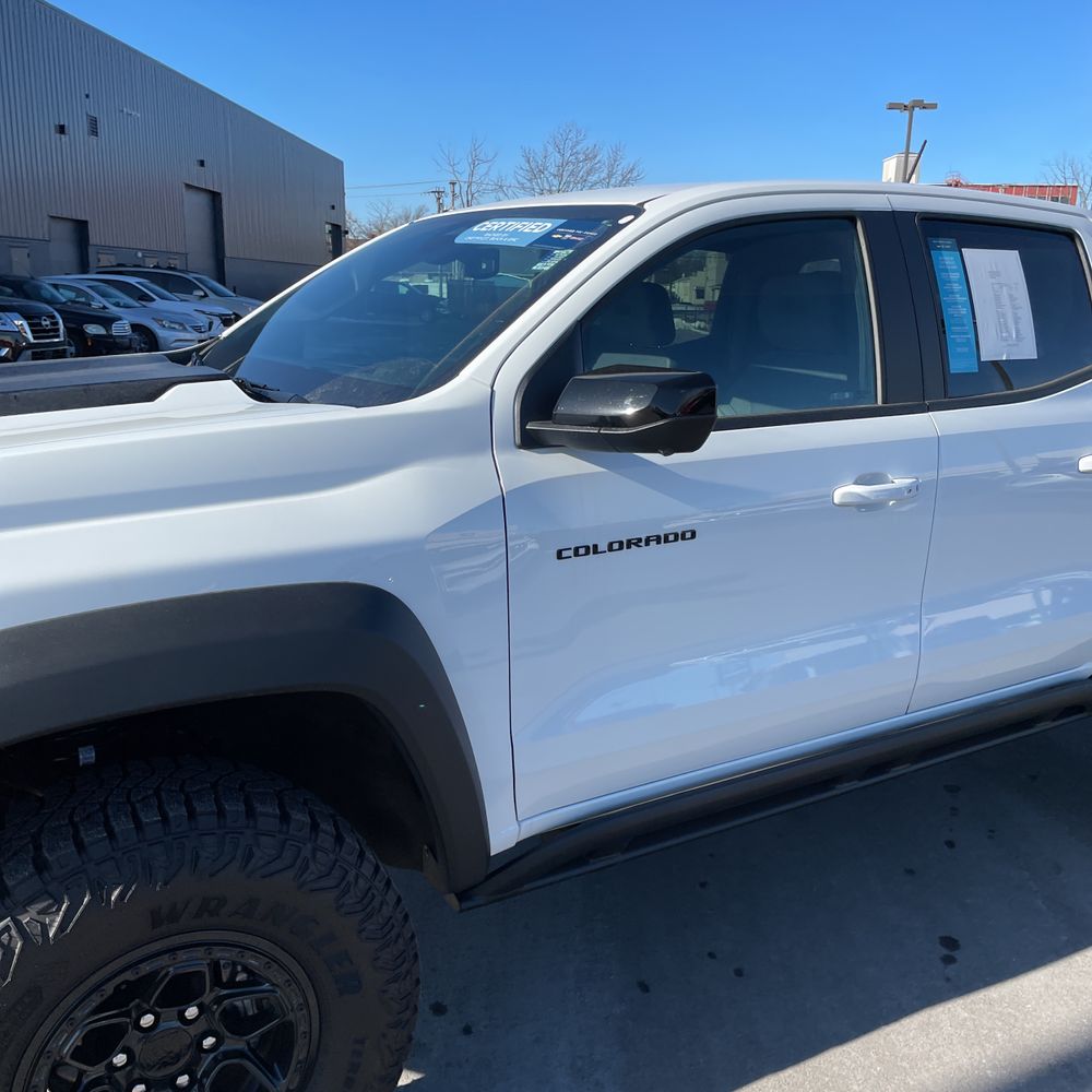 2024 Chevrolet Colorado ZR2