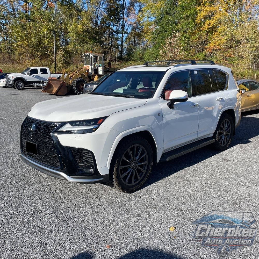 2024 Lexus LX 600 F SPORT Handling