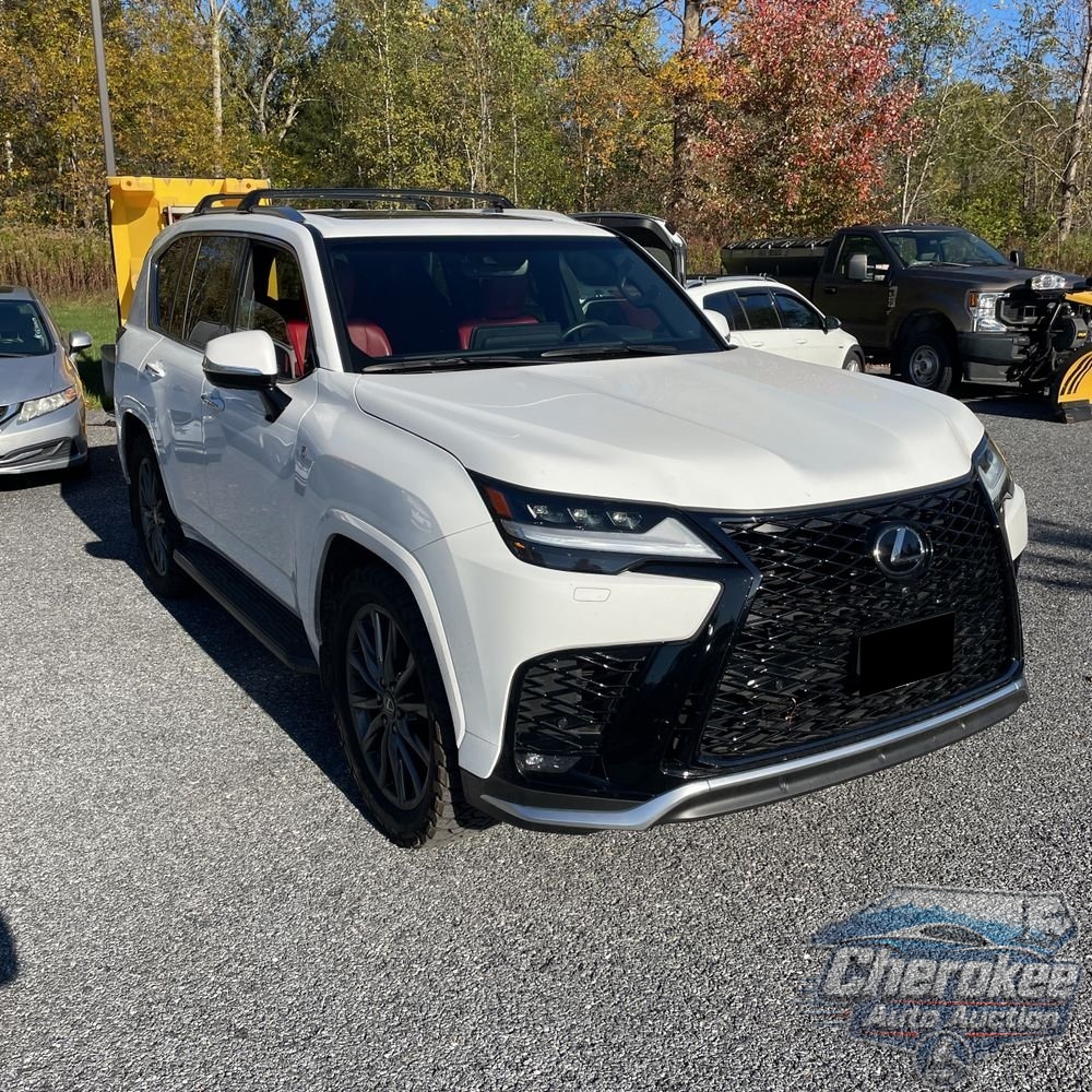 2024 Lexus LX 600 F SPORT Handling