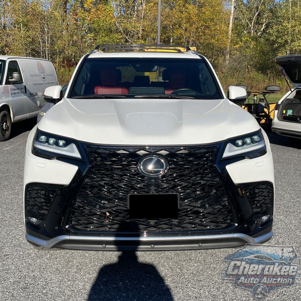 2024 Lexus LX 600 F SPORT Handling