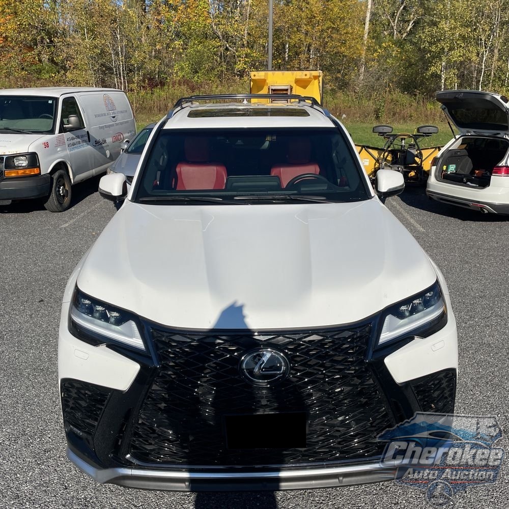 2024 Lexus LX 600 F SPORT Handling