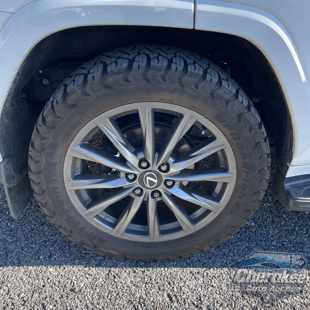 2024 Lexus LX 600 F SPORT Handling