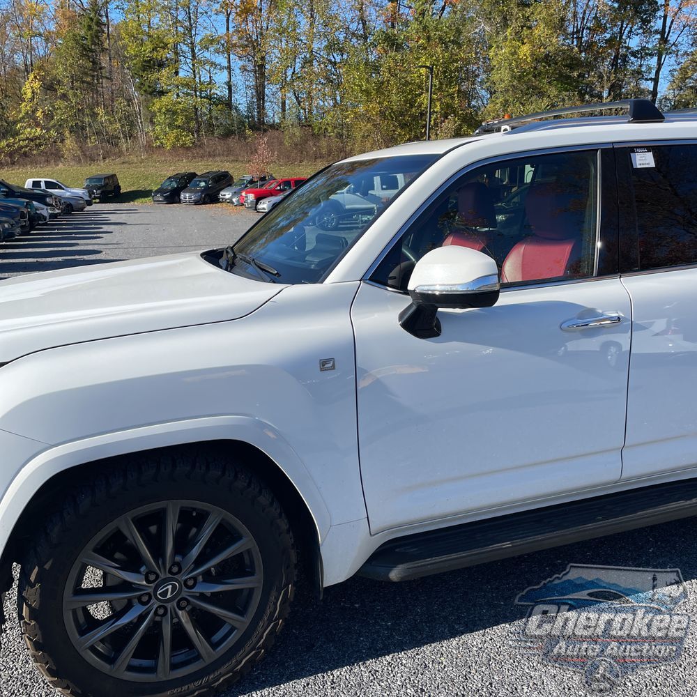 2024 Lexus LX 600 F SPORT Handling