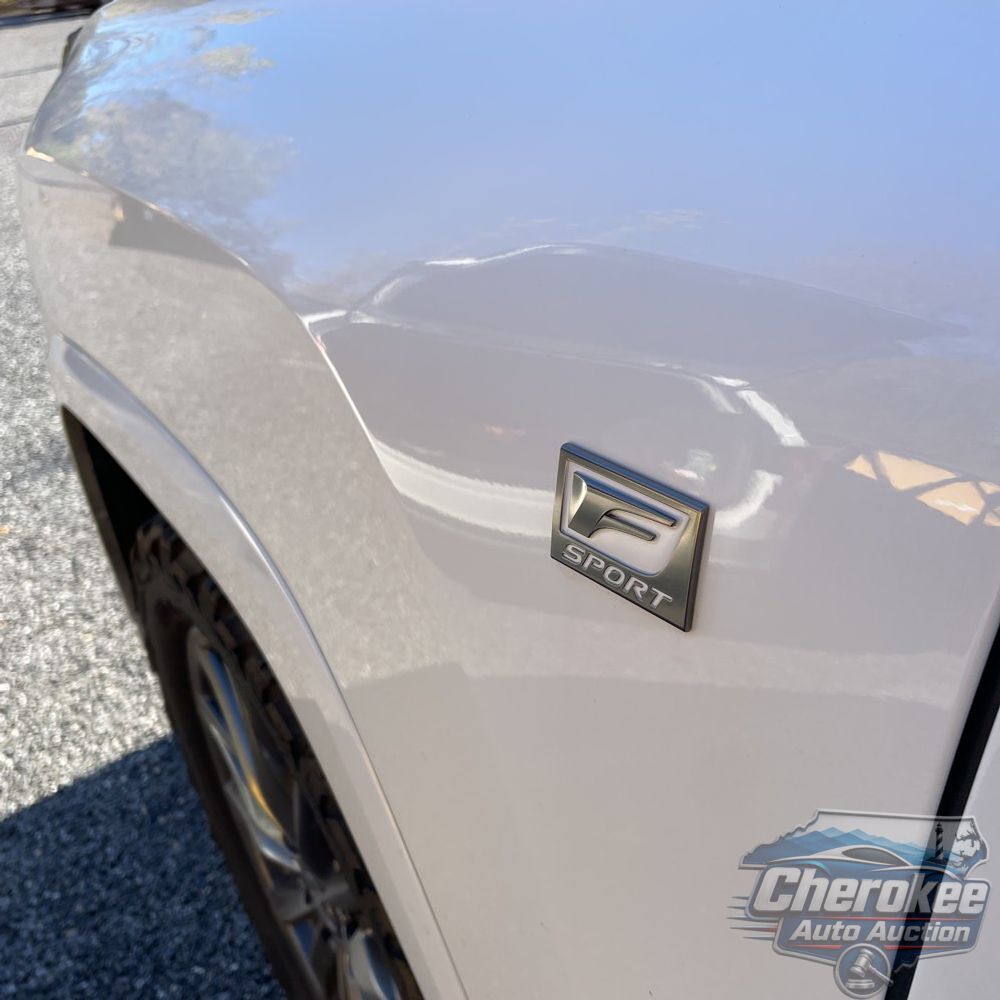 2024 Lexus LX 600 F SPORT Handling