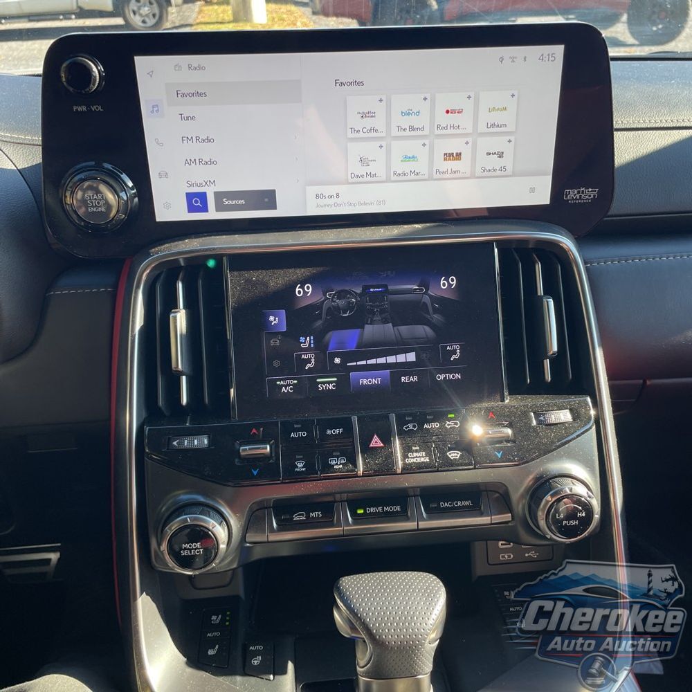 2024 Lexus LX 600 F SPORT Handling