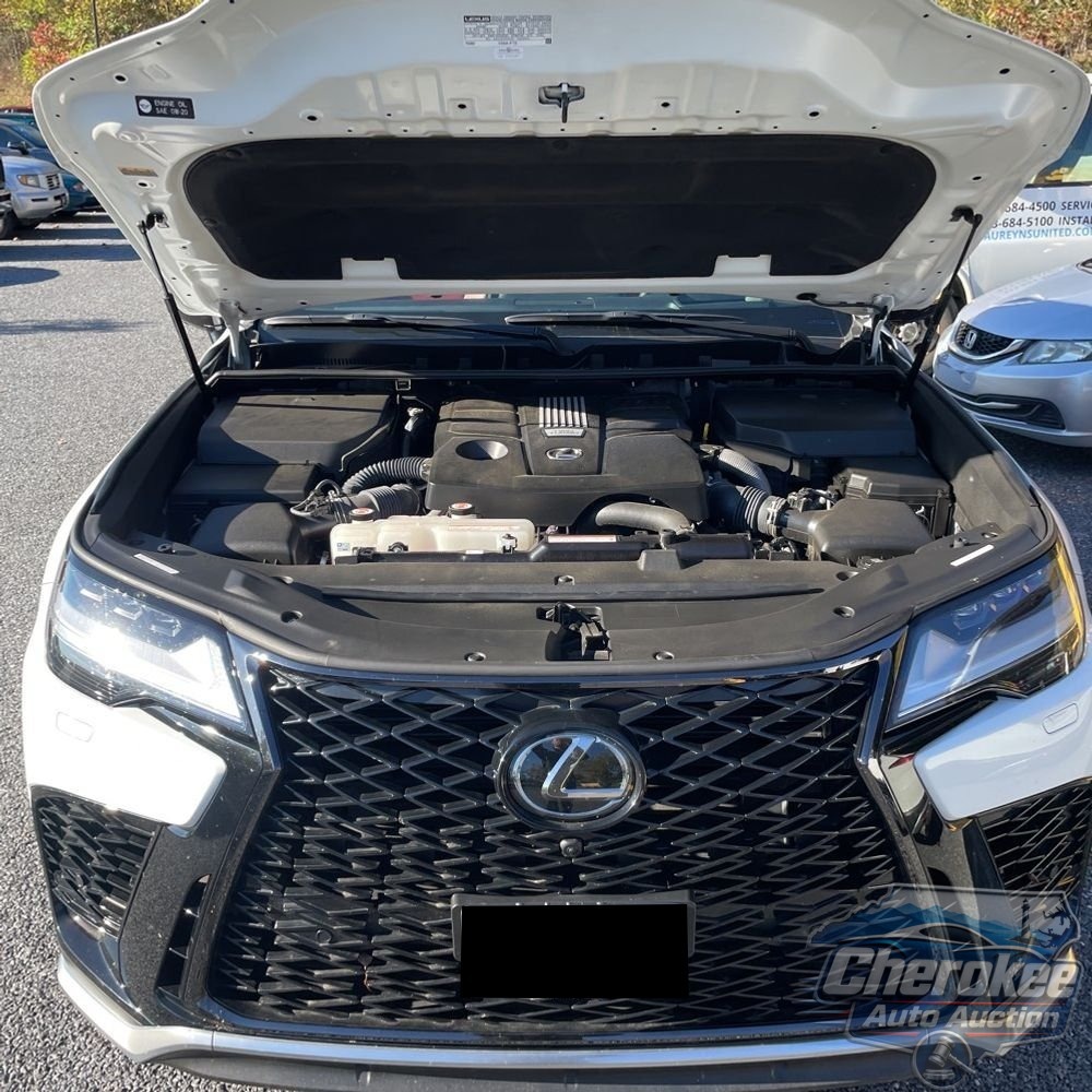 2024 Lexus LX 600 F SPORT Handling