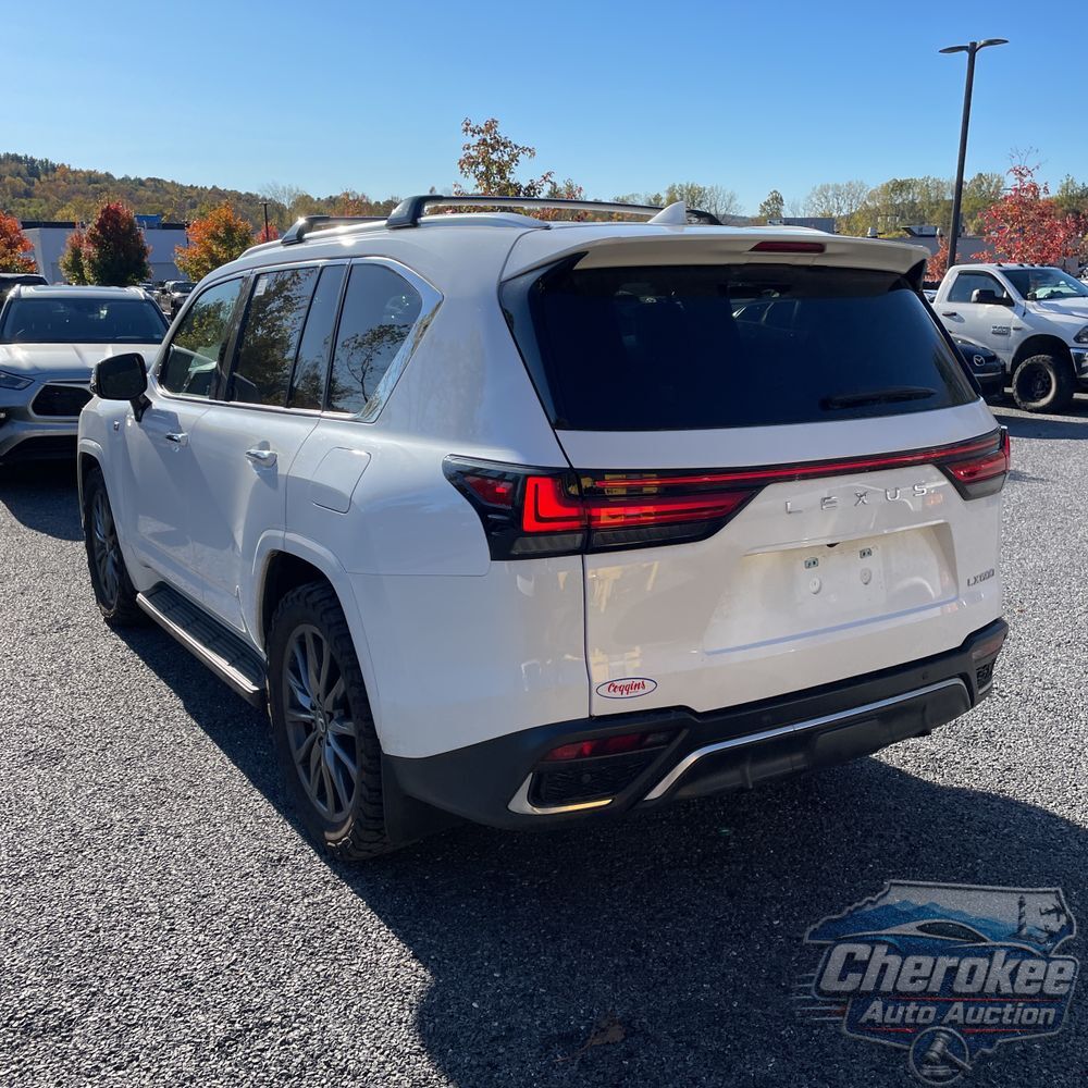 2024 Lexus LX 600 F SPORT Handling