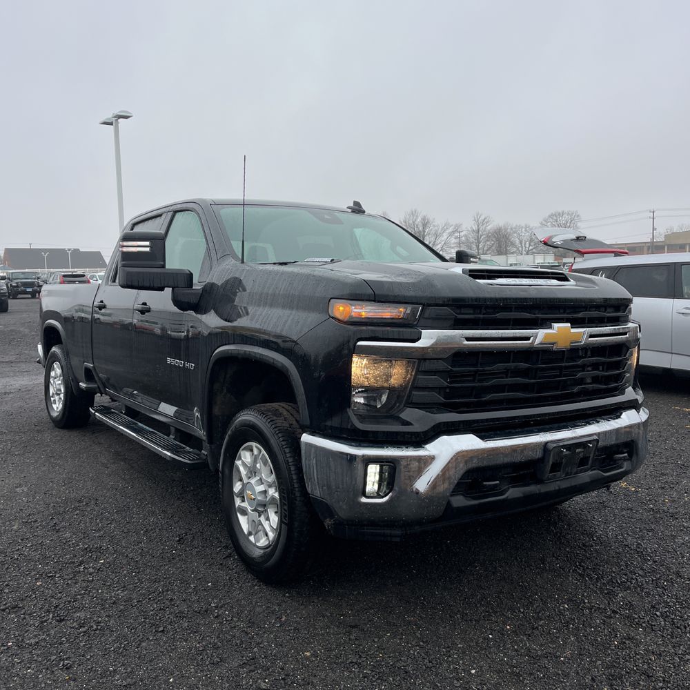 2025 Chevrolet Silverado 3500HD LT