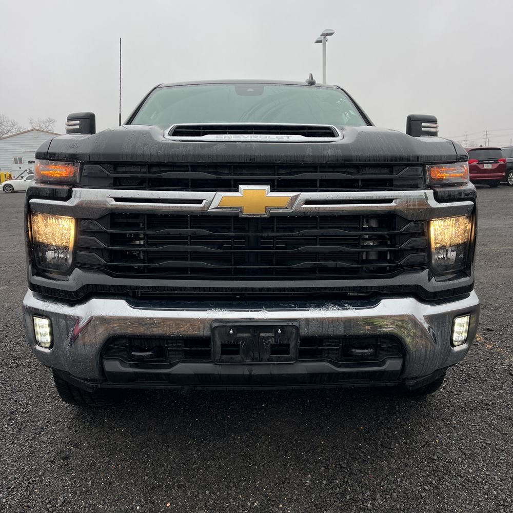 2025 Chevrolet Silverado 3500HD LT