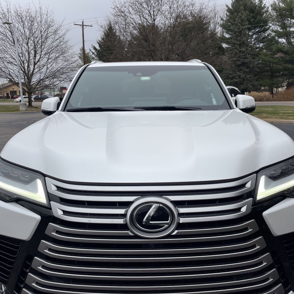 2022 Lexus LX 600 Luxury
