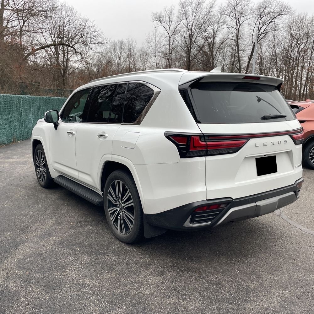 2022 Lexus LX 600 Luxury